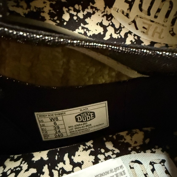 Hey Dude Black Wendy Bow Shimmer Shoes - Picture 4 of 5